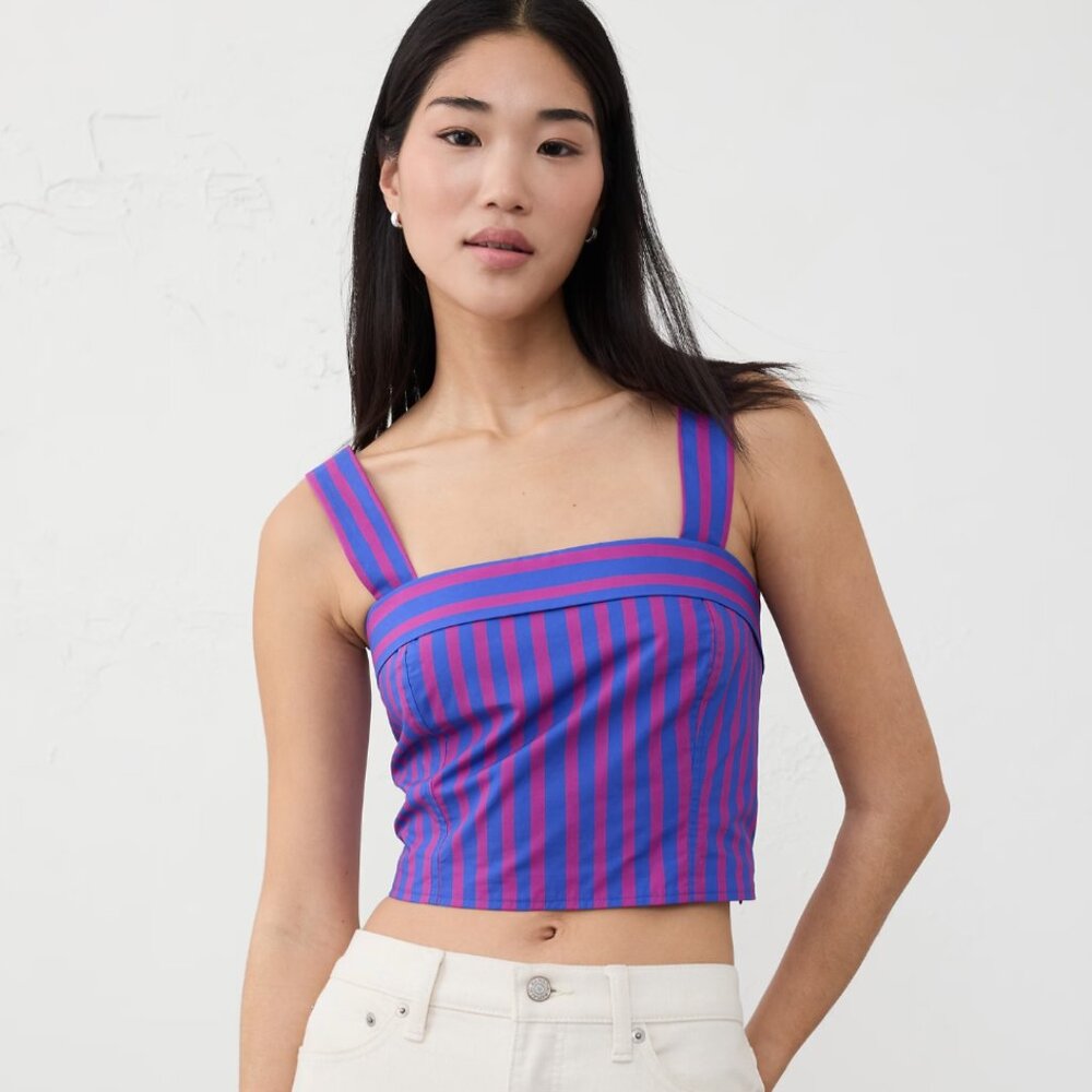 Cross-Back Cropped Top - Picture 3 of 4